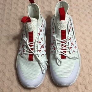 Brand new Men’s Nike Air LV Supreme sneakers